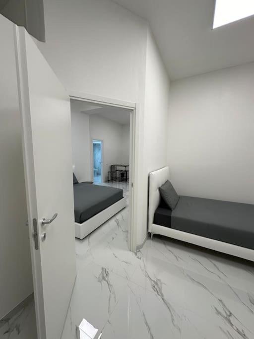 Cernusco Luxury Milanese Apartment Чернуско-суль-Навильо Экстерьер фото