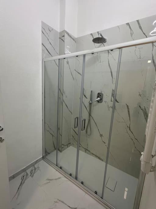 Cernusco Luxury Milanese Apartment Чернуско-суль-Навильо Экстерьер фото