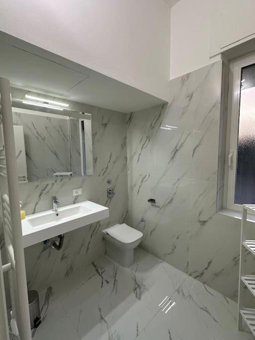 Cernusco Luxury Milanese Apartment Чернуско-суль-Навильо Экстерьер фото